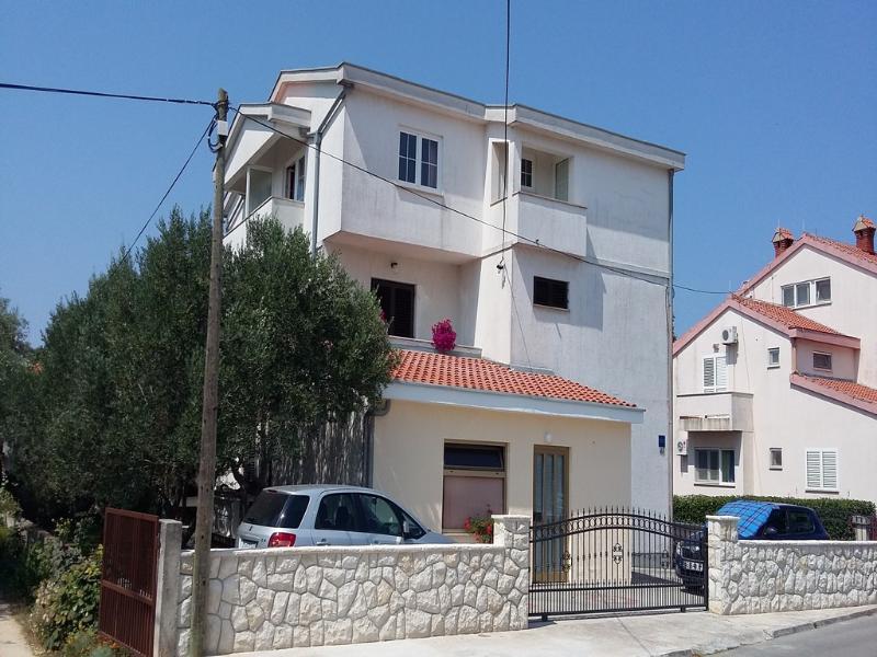 Apartments Burmeta Zadar Exterior foto